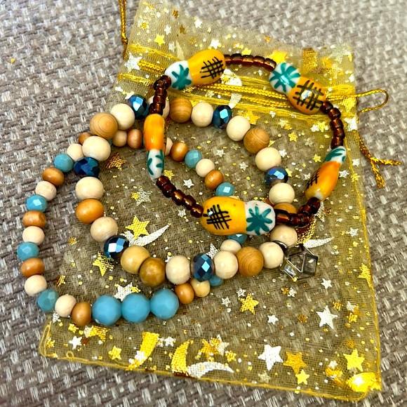 3 Boho Beacelets - Picture 1 of 7